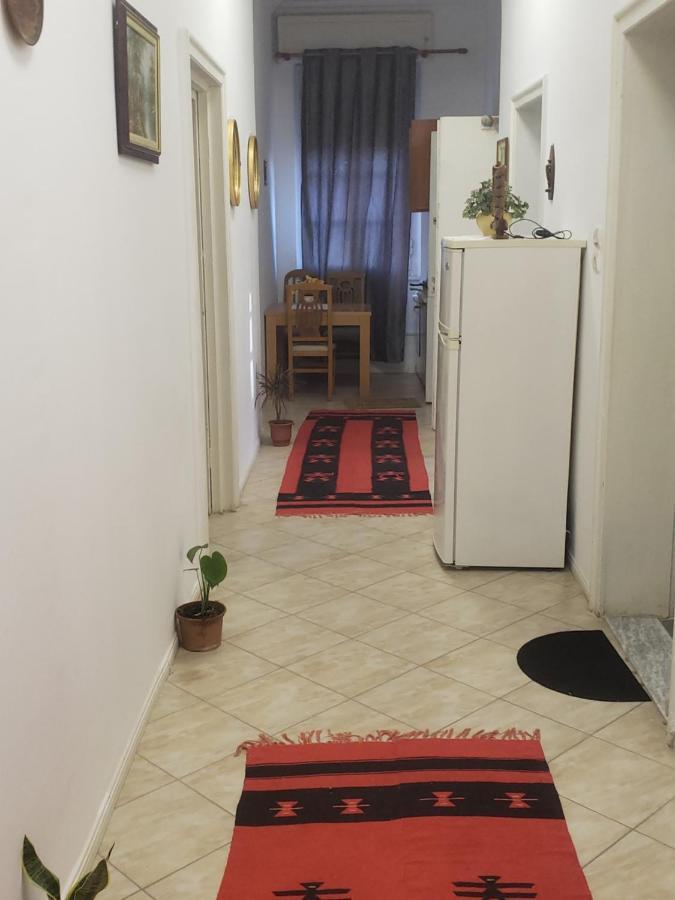 Hostel Oakland Тирана Экстерьер фото