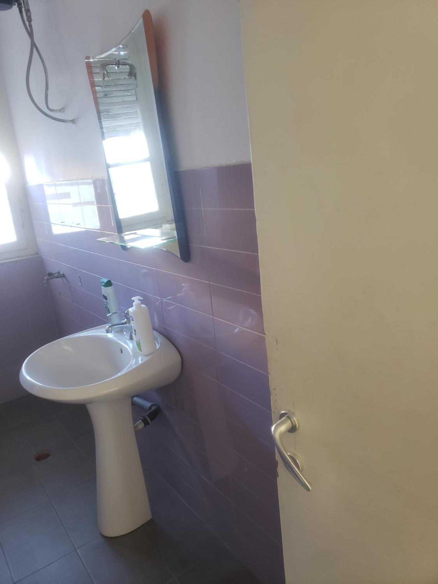 Hostel Oakland Тирана Экстерьер фото